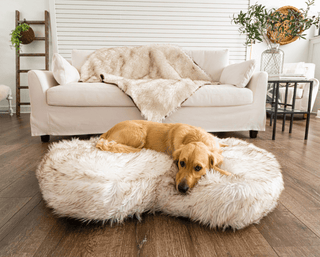 PupCloud™ Faux Fur Memory Foam Dog Bed - Curve White - Plushie Depot