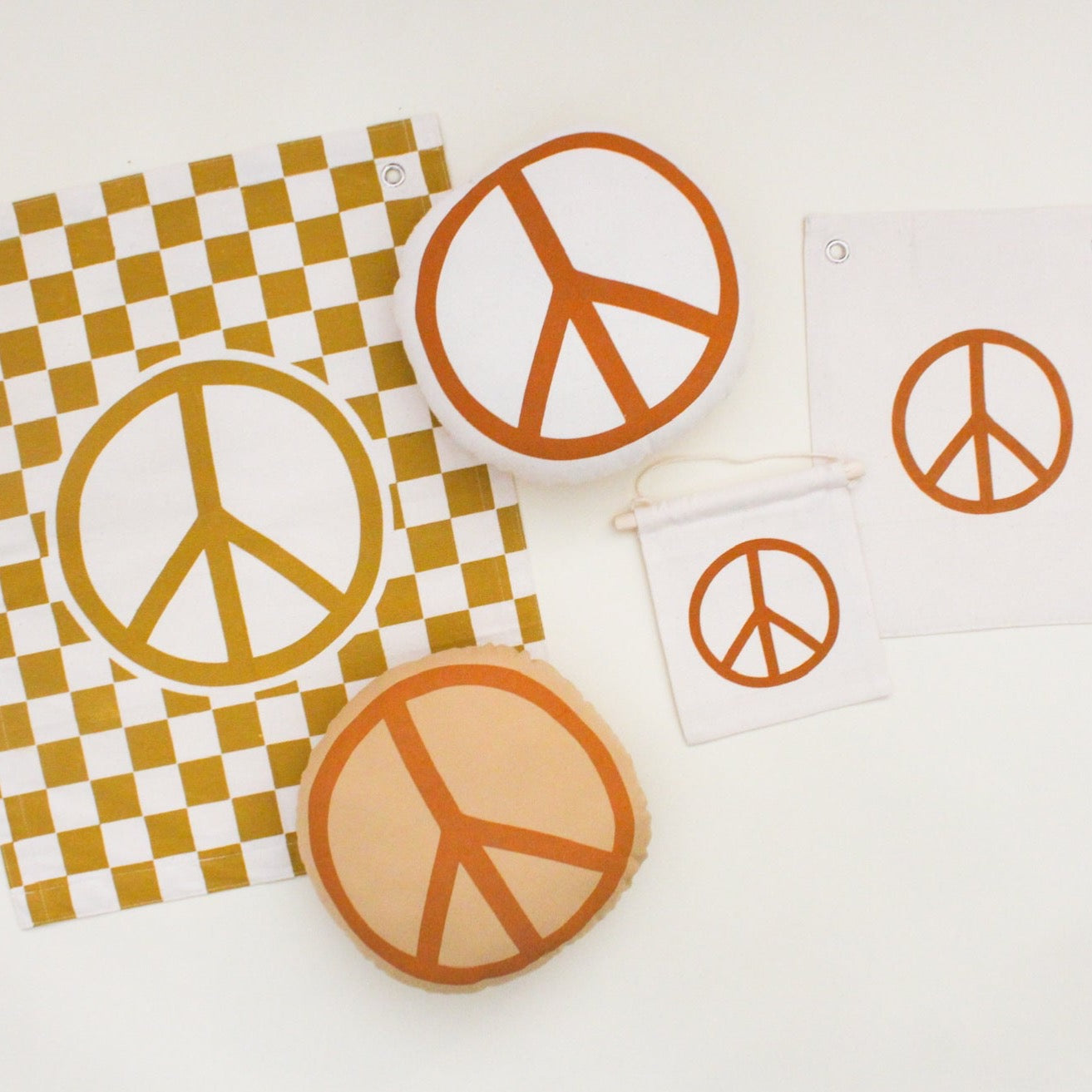 peace sign banner Wall Hanging - Plushie Depot