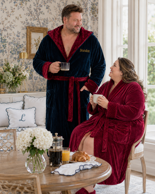 Peignoir en peluche à capuche pour homme