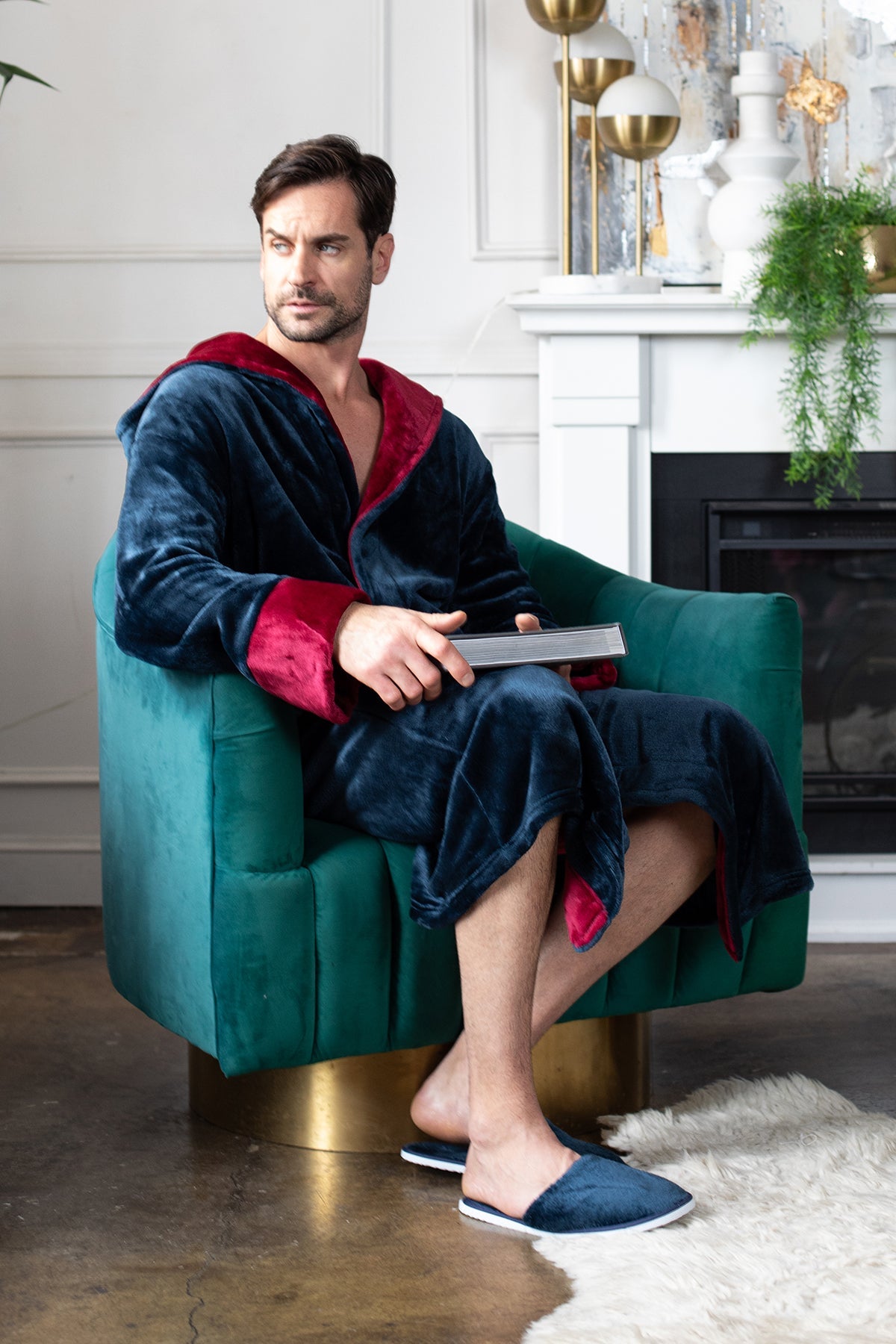 Men's Hooded Plush Robe Robes - Plushie Depot