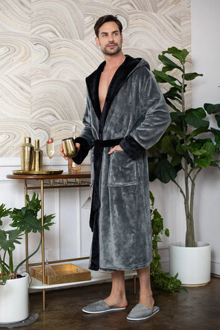 Men’s Robe with Hood – Ultra-Soft Plush Comfort for Everyday Use Hooded Grey Black