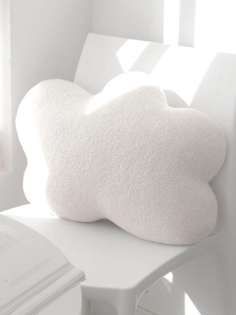 Cartoon Cloud Plush Pillow – Plushie Depot